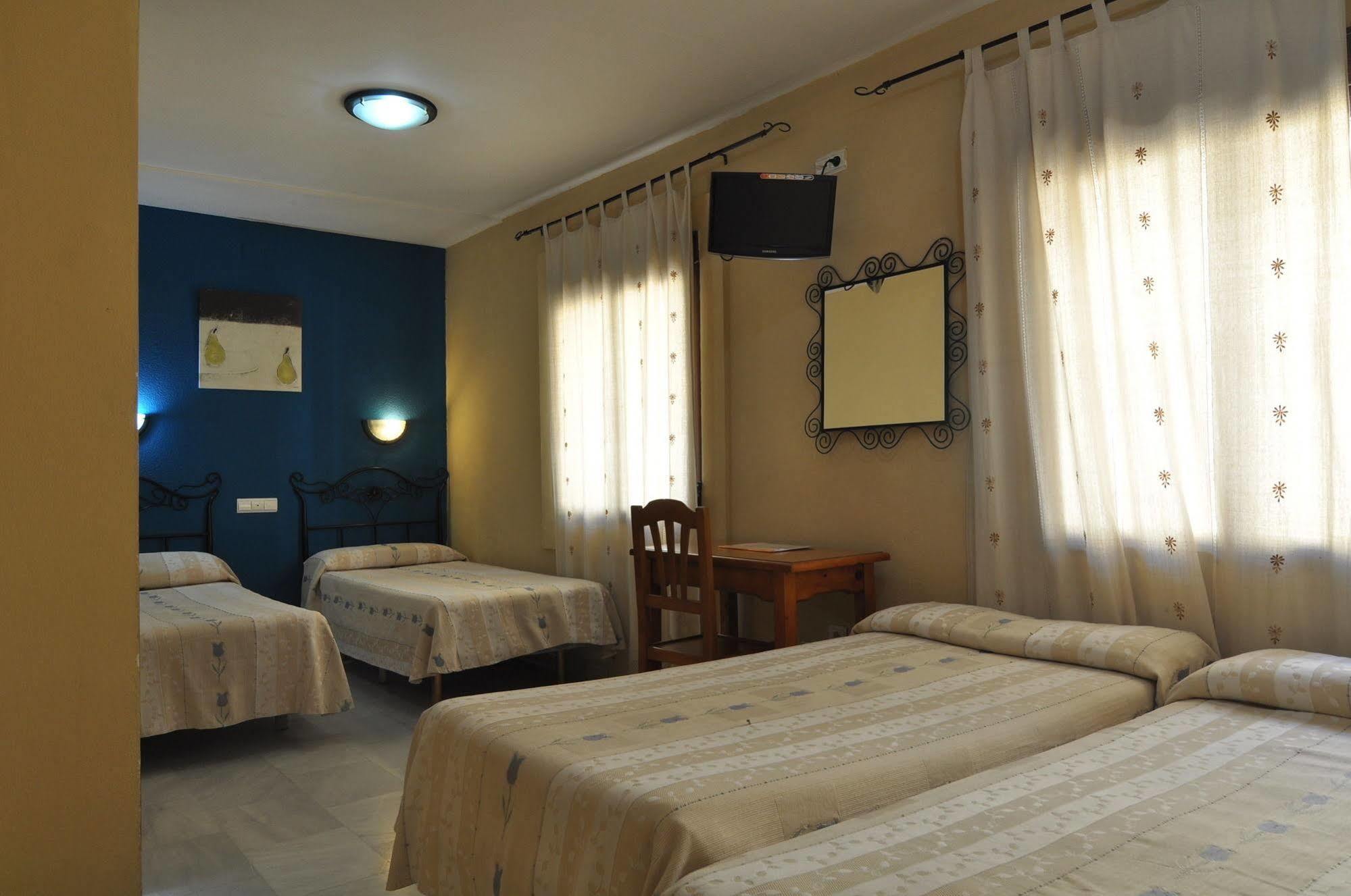 Hostal El Triunfo 코르도바 외부 사진